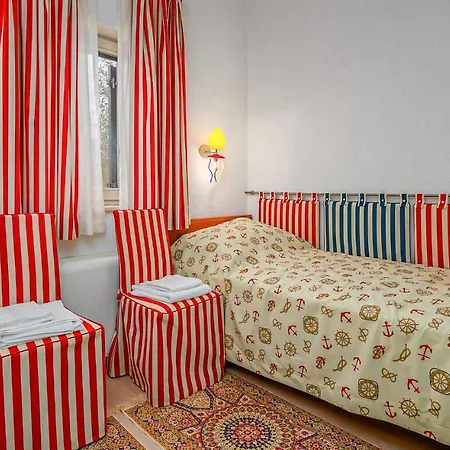 3 Bedroom Cozy In Apartment Moscenicka Draga