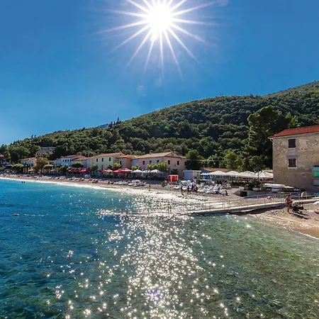 Apartment 3 Bedroom Cozy In Moscenicka Draga